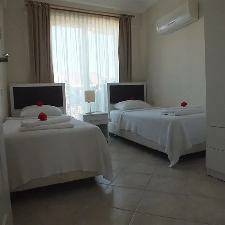 Sunset Beach Club 3 Beds Apts *