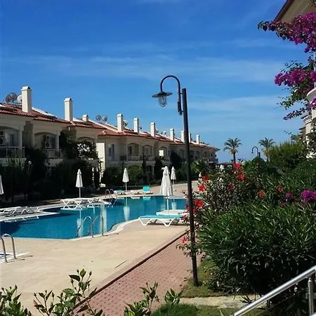 Sunset Beach Club 3 Beds Apts *